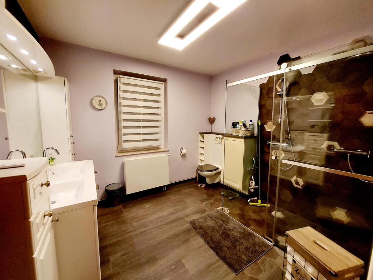 Joli Nid Au Coeur Des Ardennes Apartment Bièvre Екстериор снимка